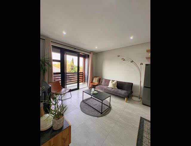 2 BEDROOM PROPERTY TO RENT IN MENLO PARK